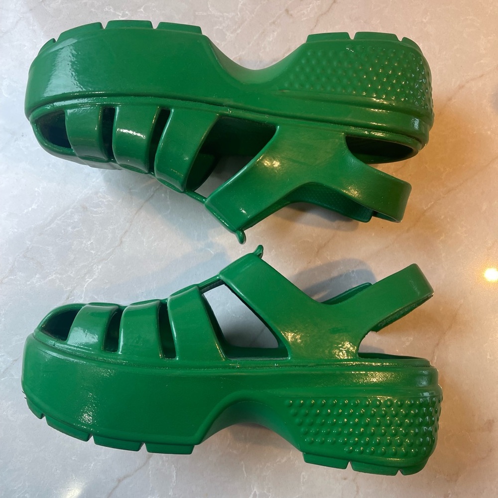 CROCS Green Platform Sandals